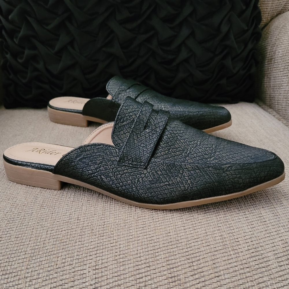 A RIDER GIRL FAUX LEATHER LOAFER MULE SLIDES - Picture 8 of 11
